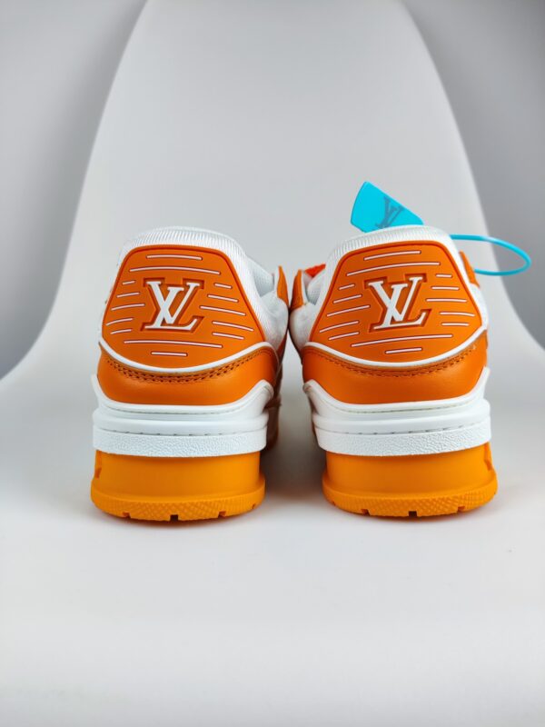 New Collection LV Trainer 020