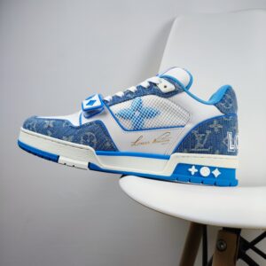 New Collection LV Trainer 042