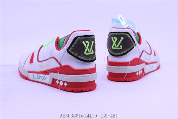 New Collection LV Trainer 102