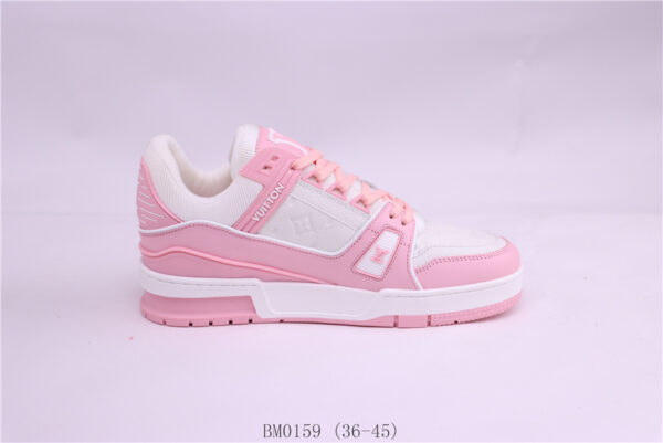 New Collection LV Trainer 076