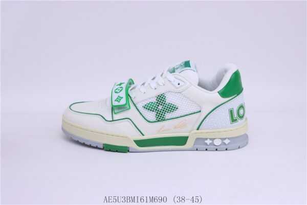 New Collection LV Trainer 091