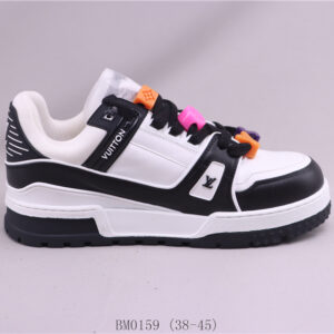 New Collection LV Trainer 065