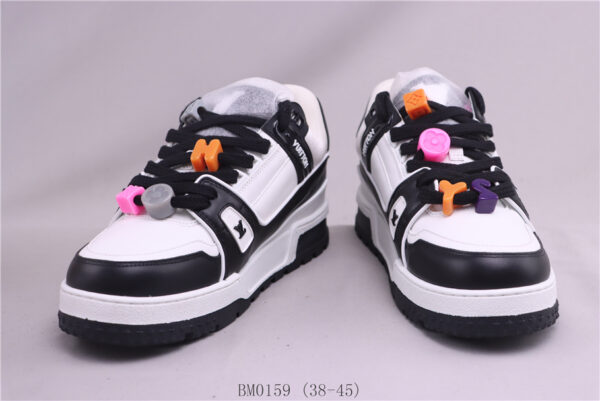 New Collection LV Trainer 065