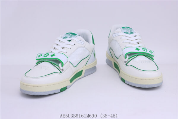 New Collection LV Trainer 091