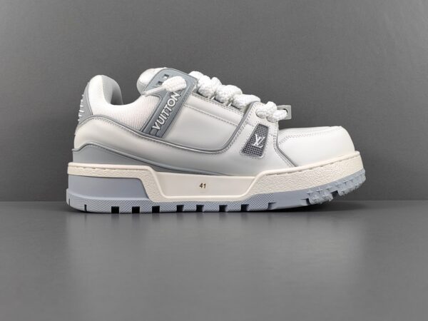 New Collection LV Trainer Maxi 002