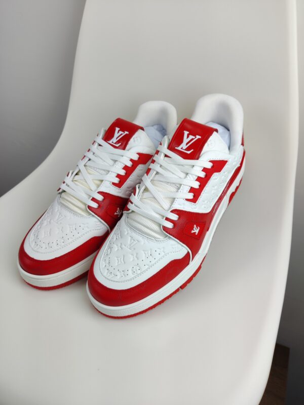 New Collection LV Trainer 039