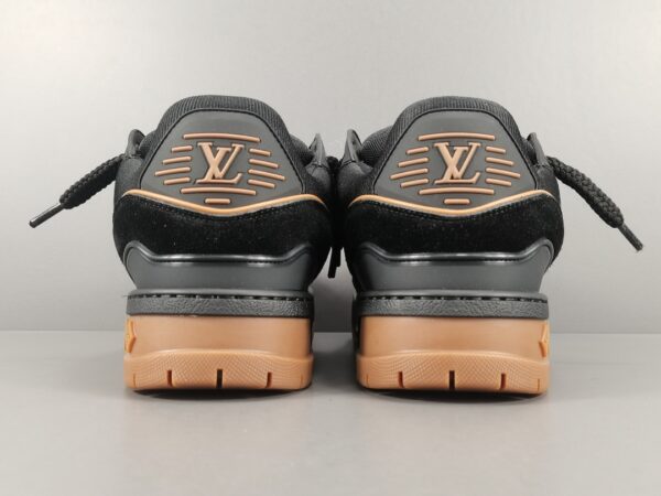 New Collection LV Trainer Maxi 013