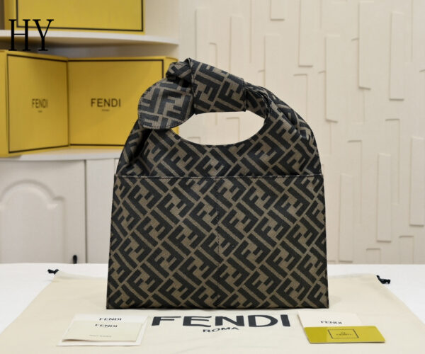 New Collection Fendi Bag 136