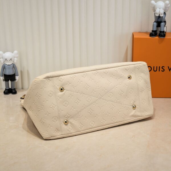 New Collection LV Bag 200