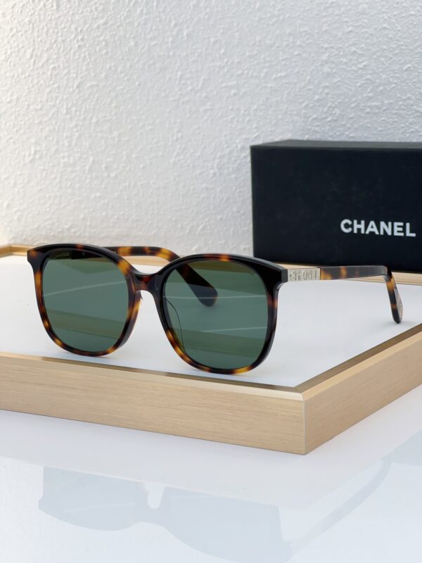 New Collection Chanel Glasses 244