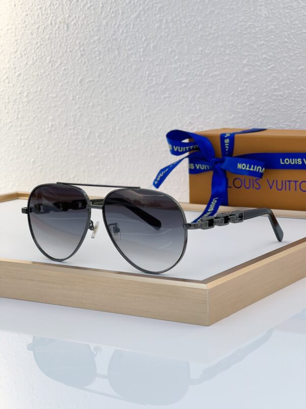 New Collection LV Glasses 127