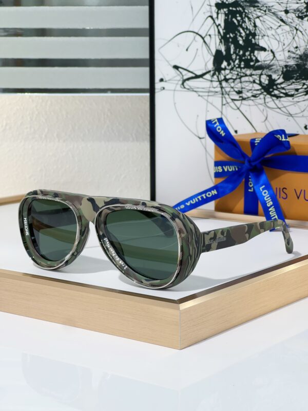 New Collection LV Glasses 142