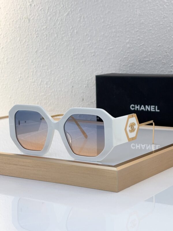 New Collection Chanel Glasses 262