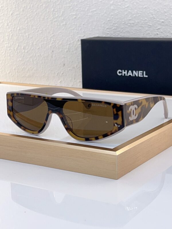 New Collection Chanel Glasses 272