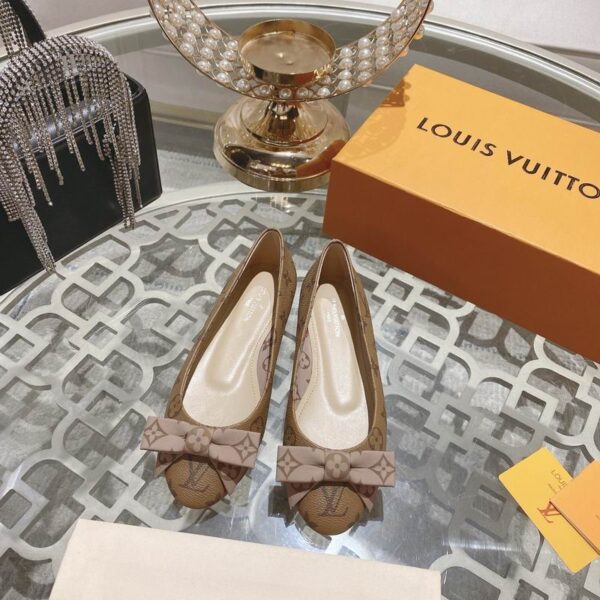 New Collection LV Shoes 0311