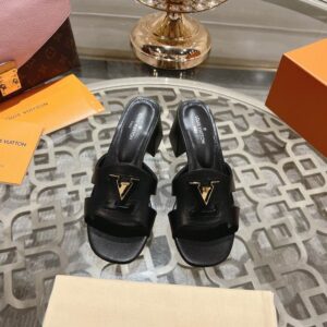 New Collection LV Shoes 0322