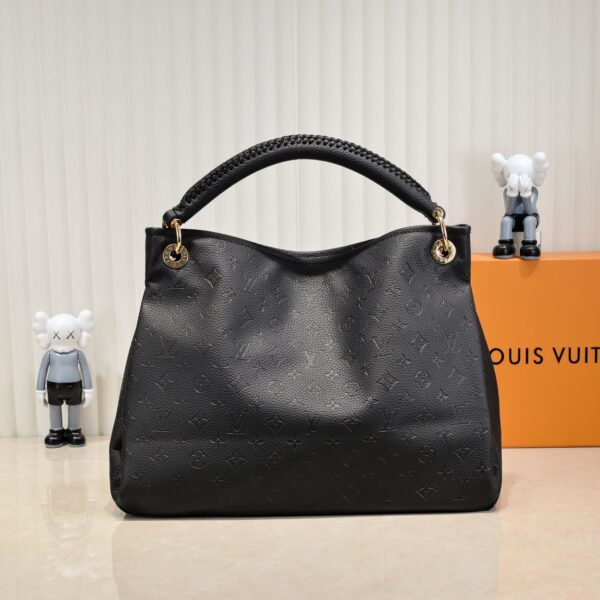 New Collection LV Bag 200