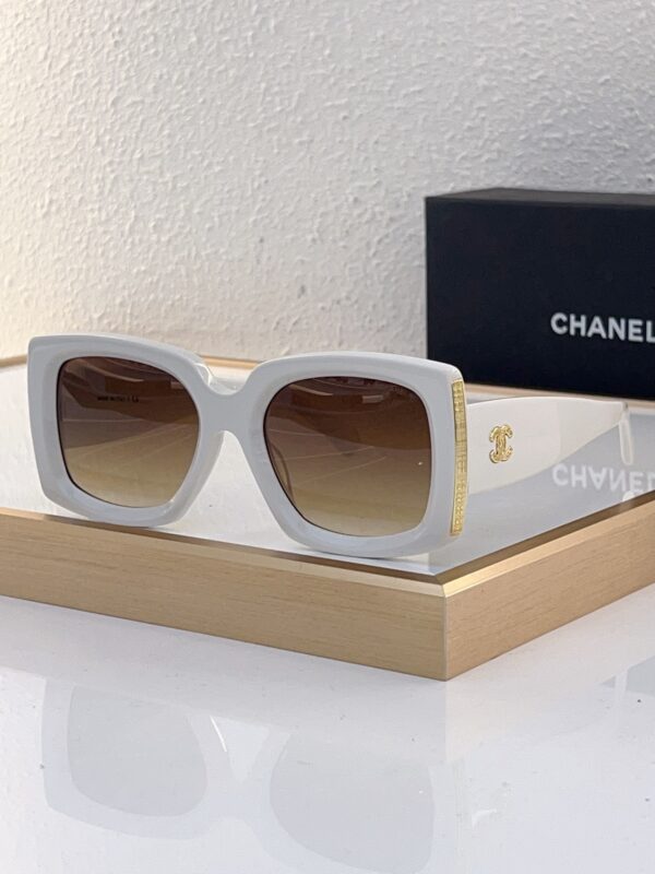 New Collection Chanel Glasses 270