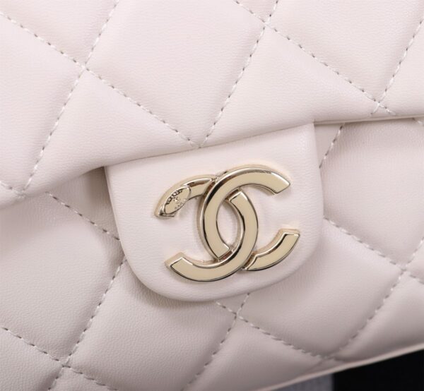 New Collection Chanel Bag 693