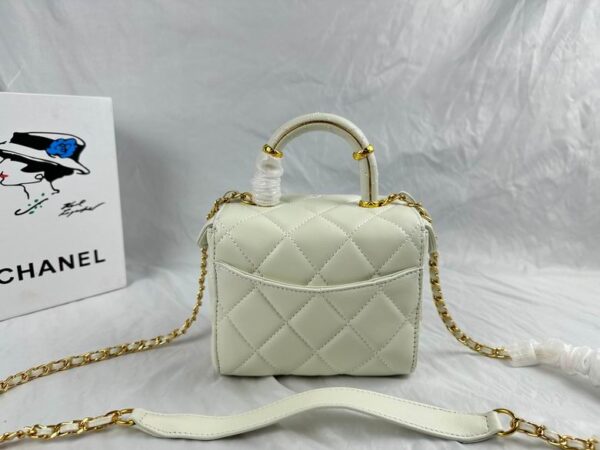 New Collection Chanel Bag 679