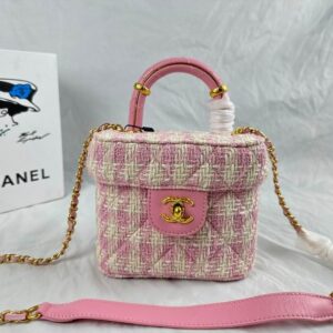 New Collection Chanel Bag 679