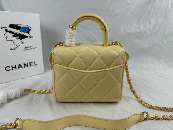 New Collection Chanel Bag 679