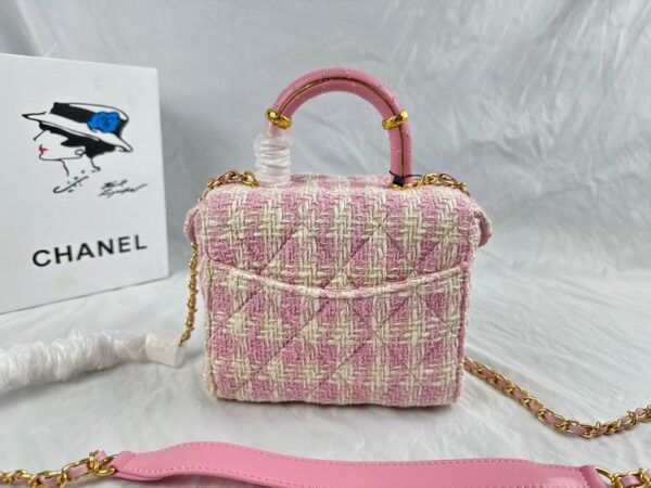 New Collection Chanel Bag 679