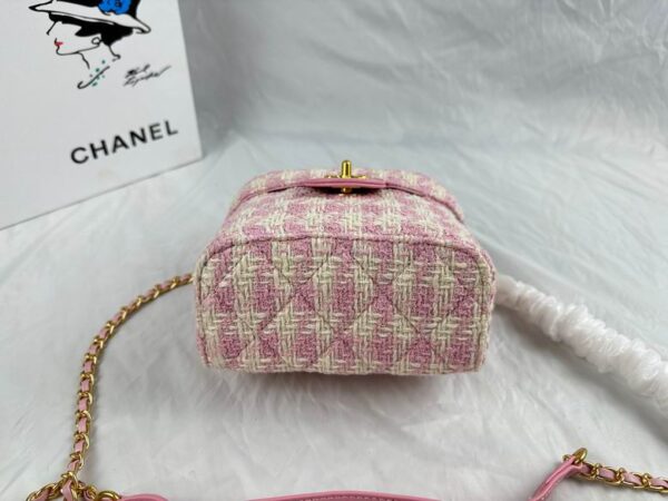 New Collection Chanel Bag 679