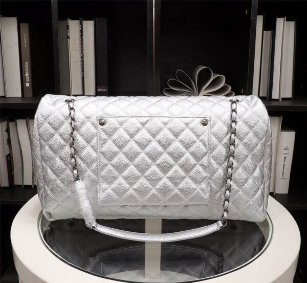 New Collection Chanel Bag 637