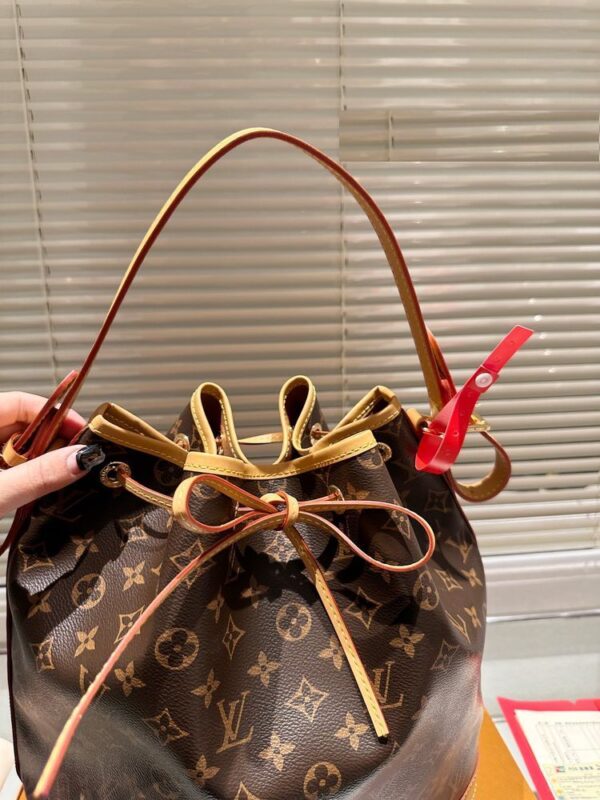 New Collection LV Bag 1545