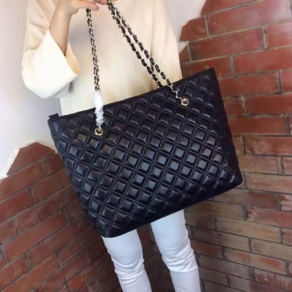 New Collection Chanel Bag 687