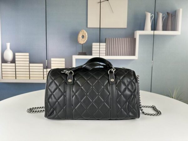 New Collection Chanel Bag 686