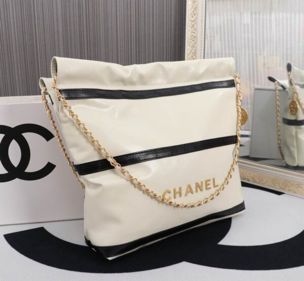 New Collection Chanel Bag 645