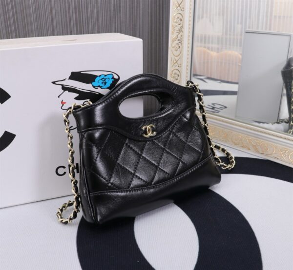 New Collection Chanel Bag 695