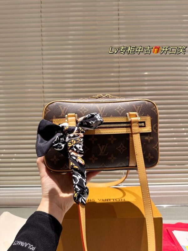 New Collection LV Bag 1553