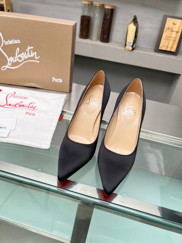 New Collection Christian Louboutin Shoes 011