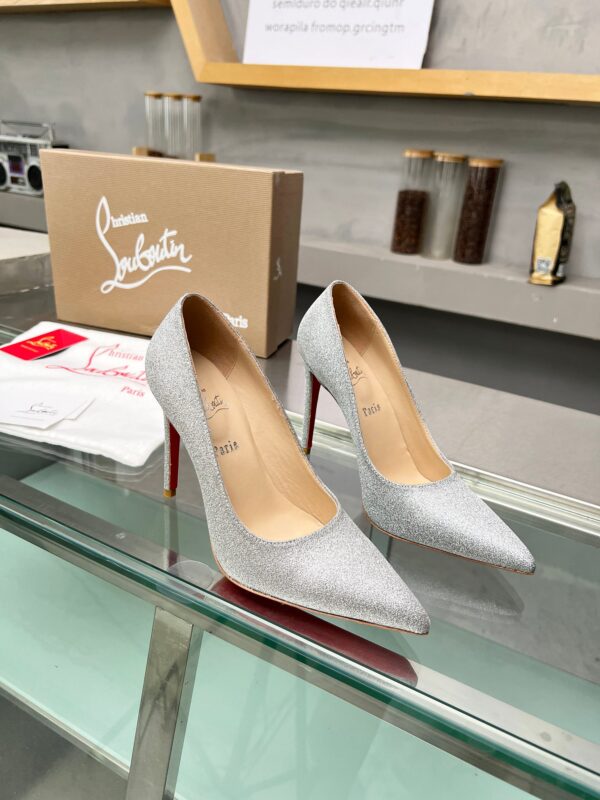 New Collection Christian Louboutin Shoes 011