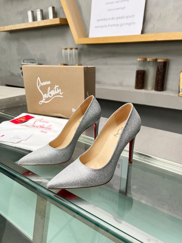 New Collection Christian Louboutin Shoes 011