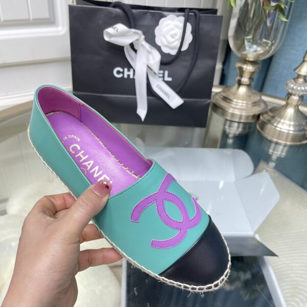 New Collection Chanel Shoes 243