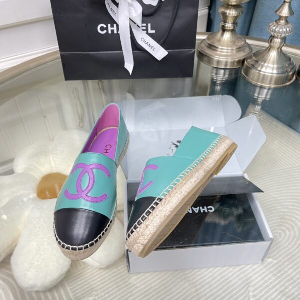 New Collection Chanel Shoes 243