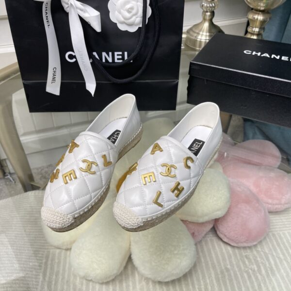 New Collection Chanel Shoes 239