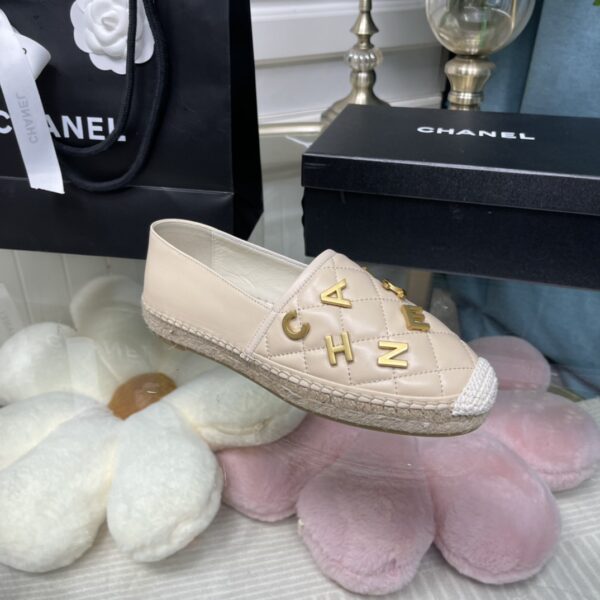 New Collection Chanel Shoes 239