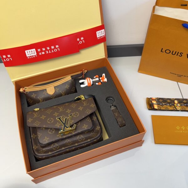 New Collection LV Bag 1547