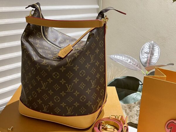 New Collection LV Bag 1550