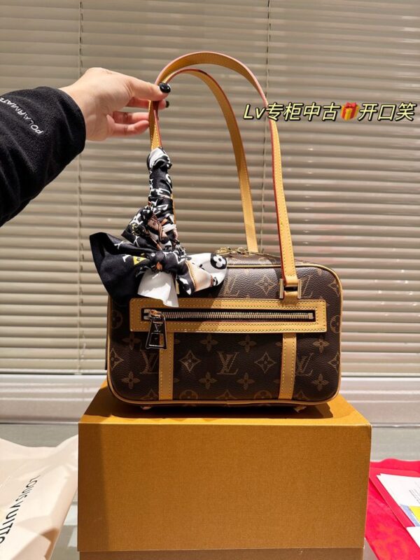 New Collection LV Bag 1553