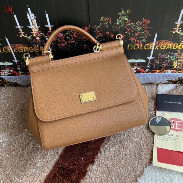 New Collection Dolce & Gabbana Bag 16