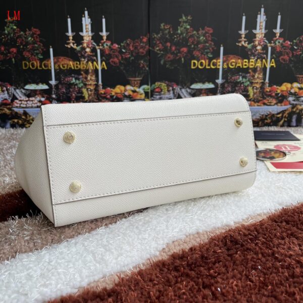 New Collection Dolce & Gabbana Bag 17