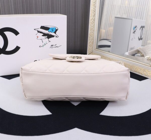 New Collection Chanel Bag 693