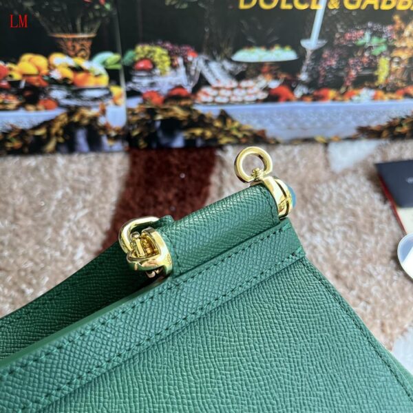 New Collection Dolce & Gabbana Bag 15