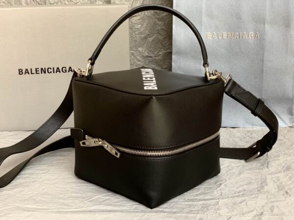 New Collection Balenciaga Bag 074